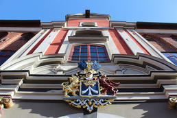 Wappen am Barockportal